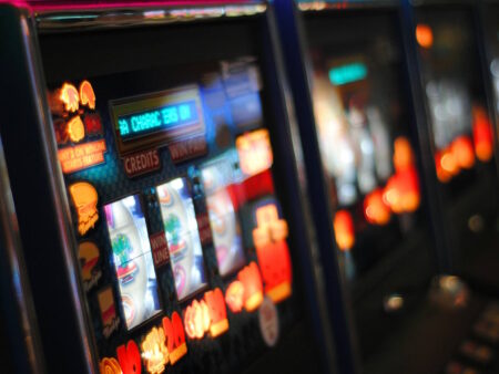 GGL kämpft gegen illegales Glücksspiel: Werden die legalen Anbieter profitieren?